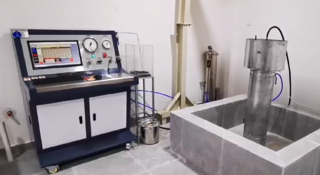 計算機(jī)控制氣瓶水壓檢測裝置